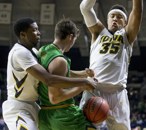 Colson's 24 points lead Notre Dame to 92-78 win over Iowa